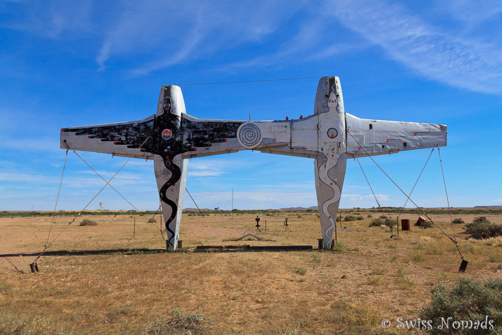 Flugzeuge en tlang des Oodnadatta Tracks