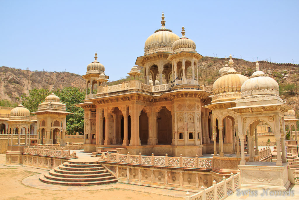 Einer der grössten Zenotaphe im Royal Gaitor in Jaipur