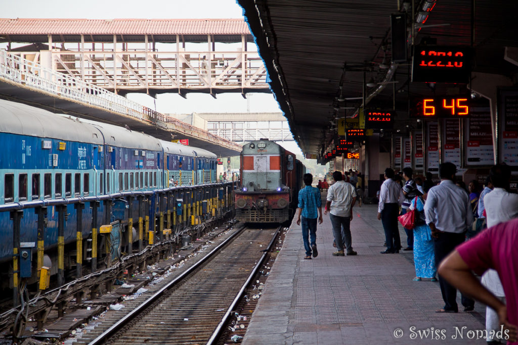 Auf dem Bahnhof in Jaipur