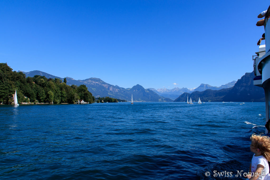 Vierwaldstaettersee mit dem Schiff