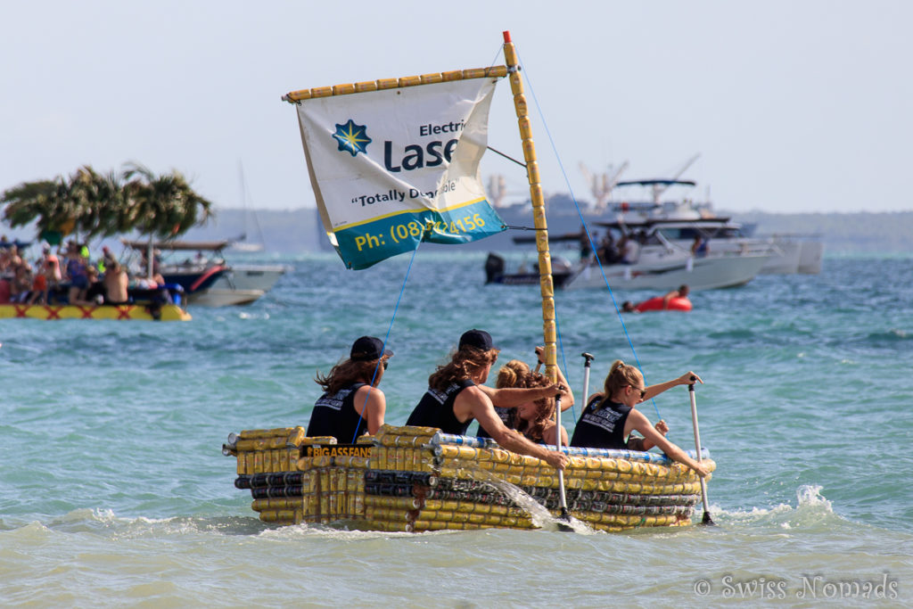 Darwin Beer Can Regatta Wenn Boote aus Bierdosen zum Kampf antreten