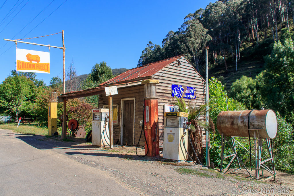 Historische Tankstelle bei Woods Point