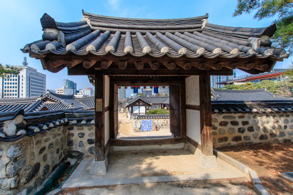 Das Namsangol Hanok Village in Seoul