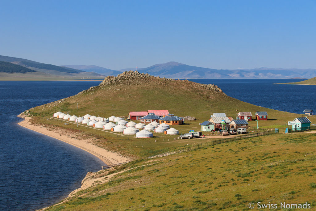 Der See Terkhiin Tsagaan Nuur ist einer der schönsten Ort in der Mongolei