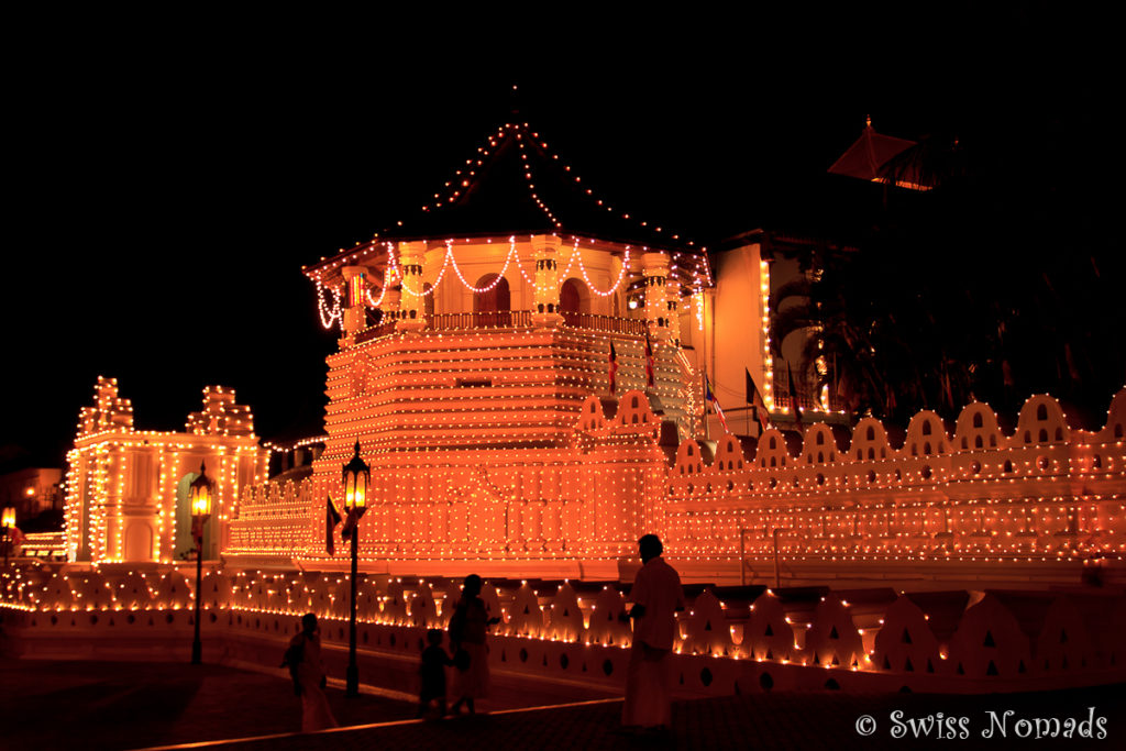 Zahntempel Kandy Nacht