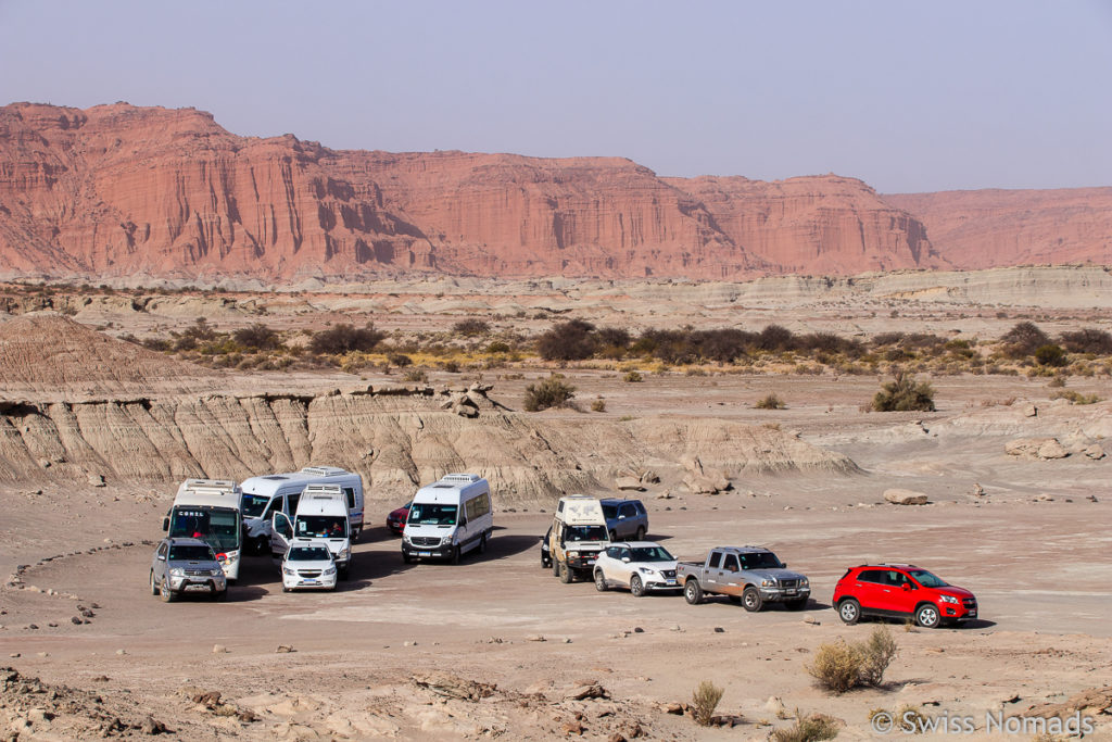 Fahrzeug Konvoi im Ischigualasto Provinzialpark