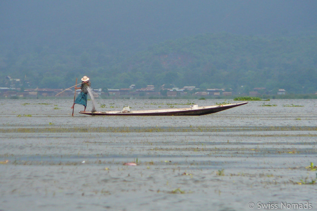 Einbeinruderer auf dem Inle-See in Burma