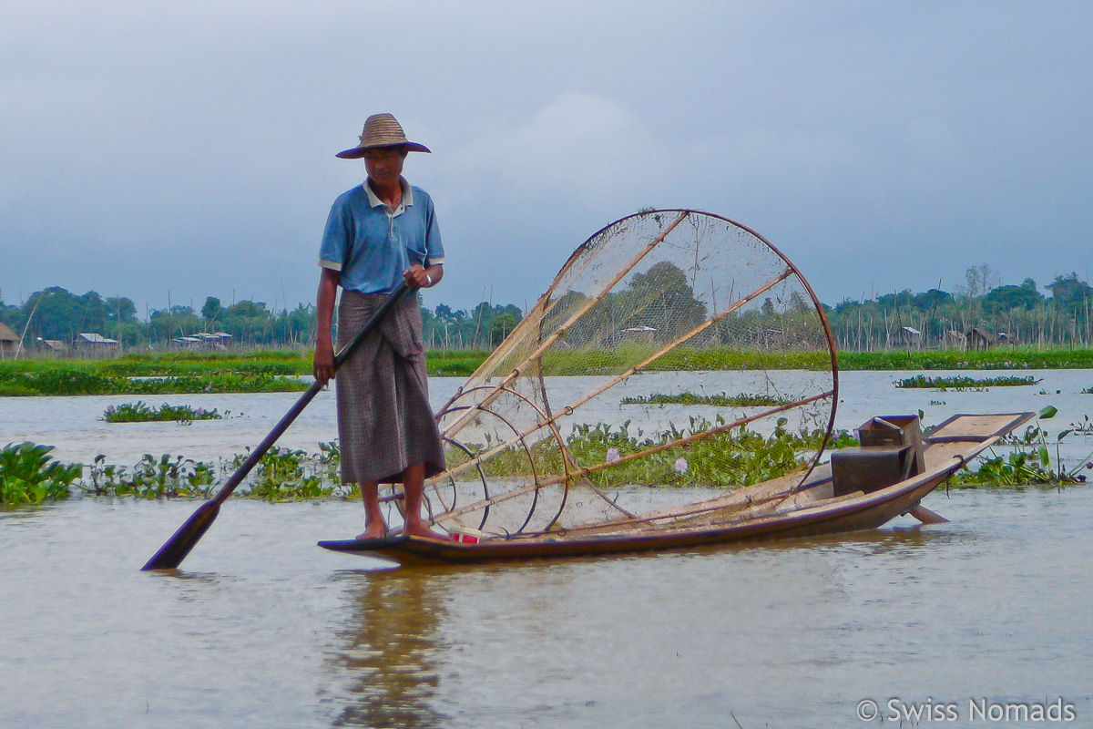 Du betrachtest gerade Inle-See in Burma – Einbeinruderer und schwimmende Gärten