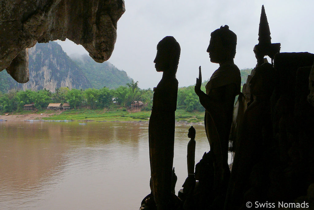 Buddhas der Pak Ou Höhlen bei Luang Prabang