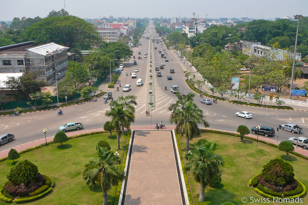 Phatuxai in Vientiane Aussicht Nord