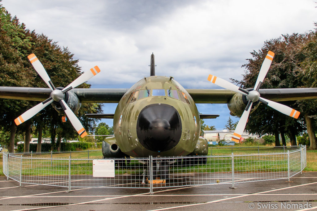 Transall C-16 auf dem Parkplatz