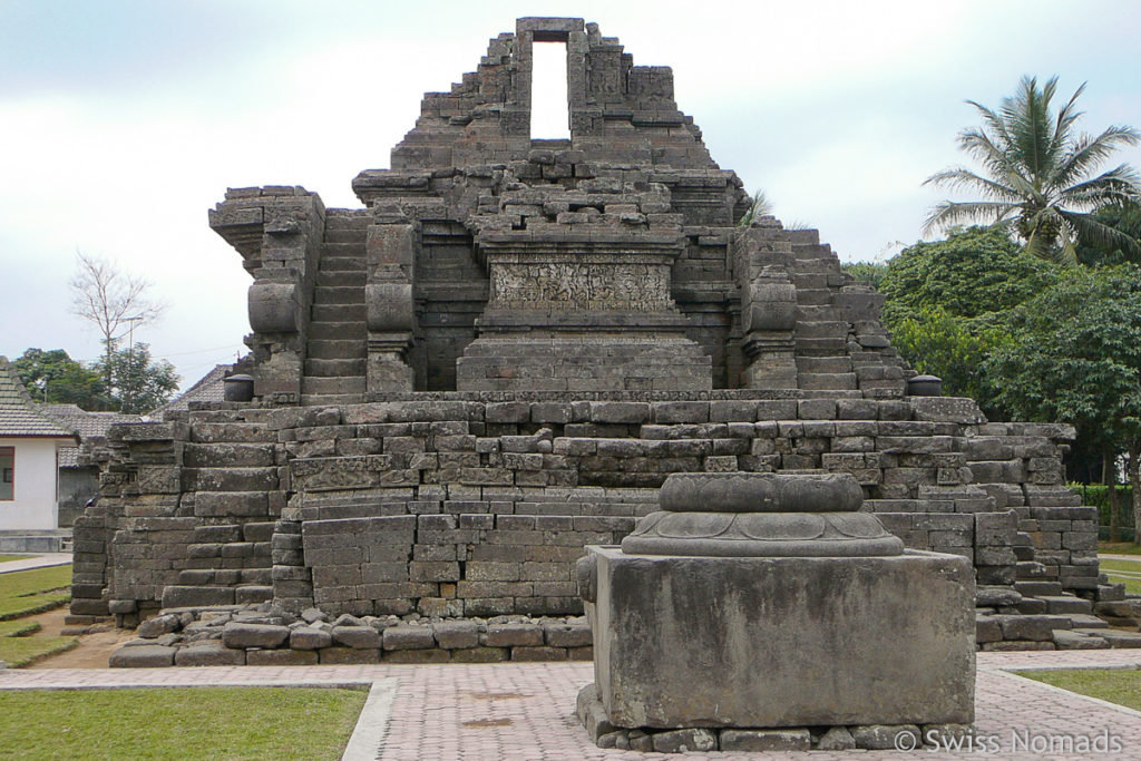 Candi Jago bei Malang in Ost-Java