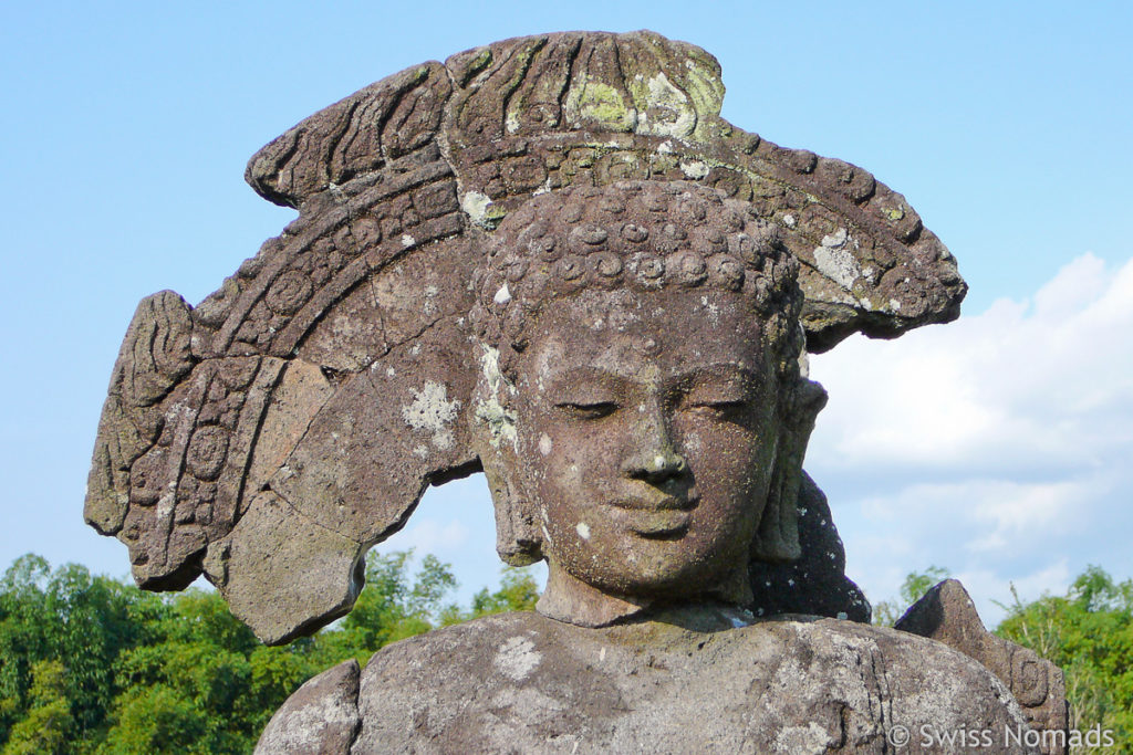 Statue beim Plaosan Tempel