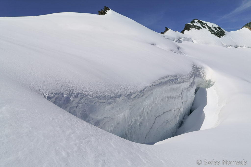 Gletscherspalte beim Aufsteig aufs Allalinhorn