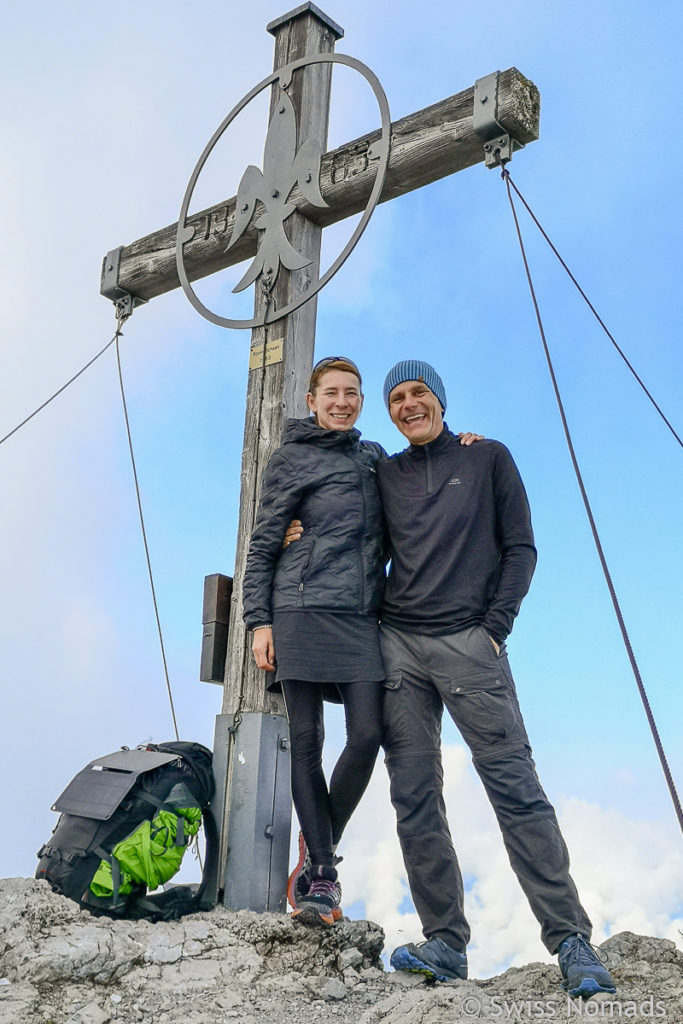 Reni und Marcel auf dem Kuegrat Gipfel