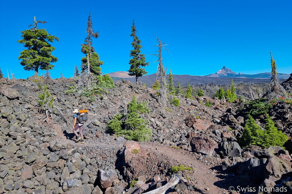 PCT mitten durchs Lavafeld in Oregon