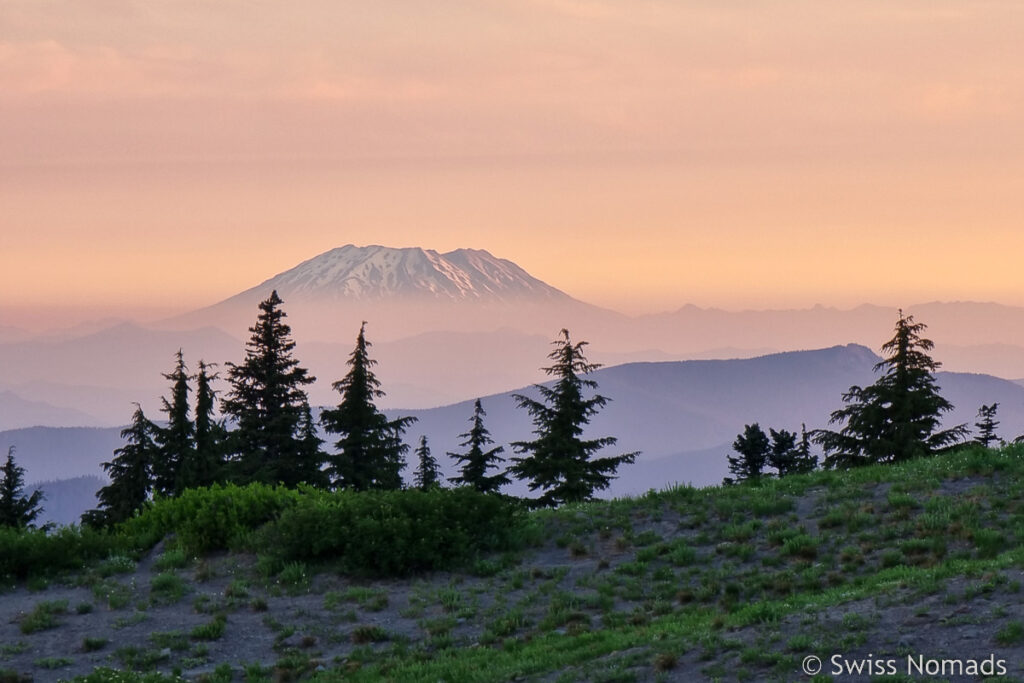 Sonnenaufgang am Mount Hood in Oregon