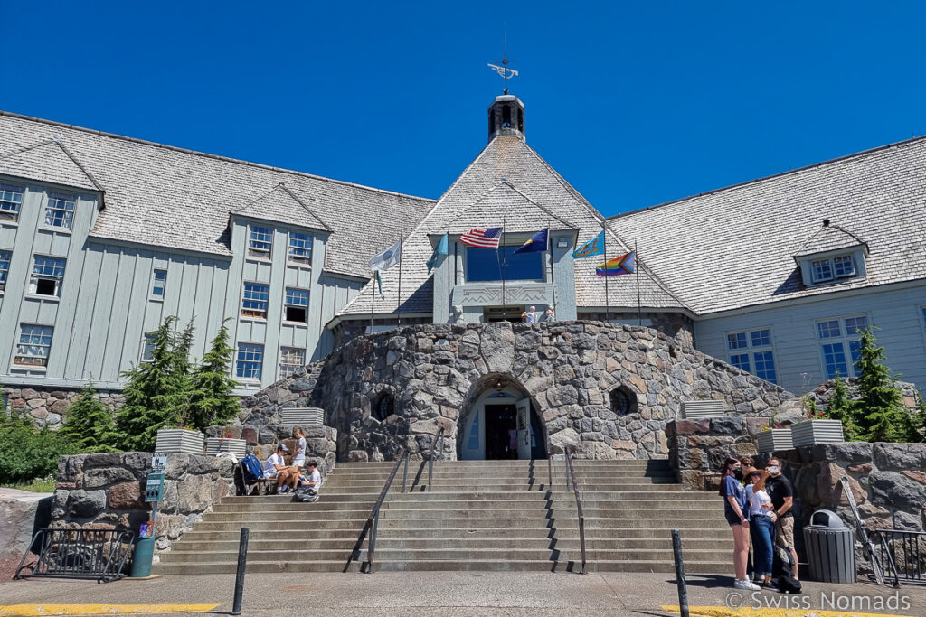 Eingang zur Timberrline Lodge in Oregon