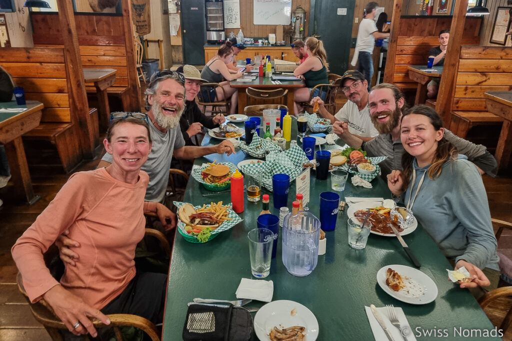 PCT Hiker Essen in Winthrop