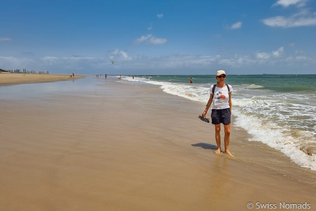 Reni am Strand Praia do Calhau in Sao Luis