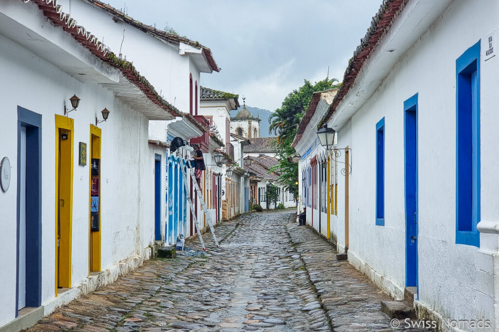 Paraty Sehenswürdigkeiten bunte Gassen