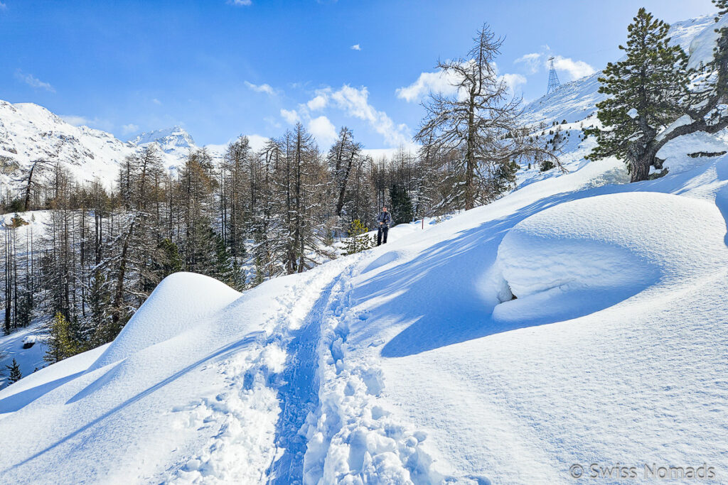 Schneeschuhwandern auf dem Winterwonder Trail in Zermatt