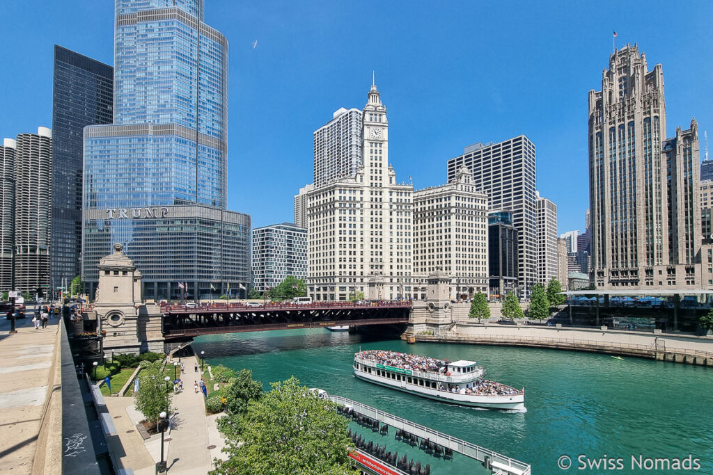 Chicago Trump Building